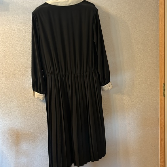 VTG Andrea Gayle maxi dress with neck bow and belt size 14P - Picture 8 of 9